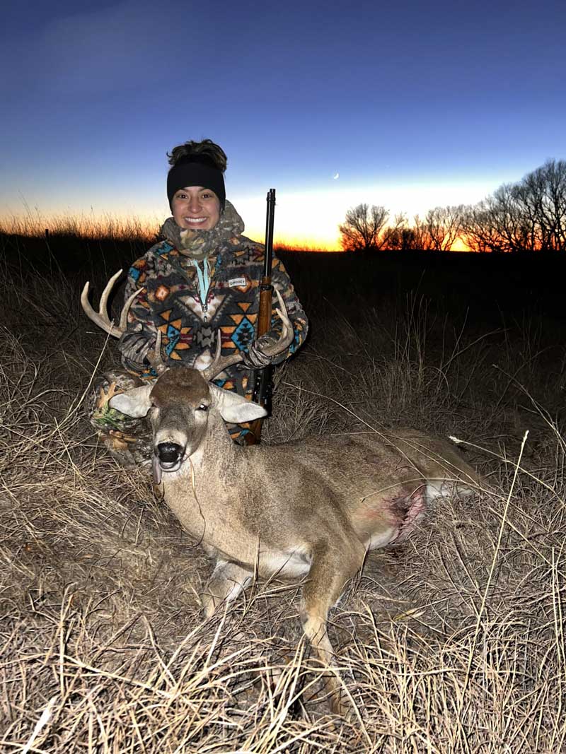 wifes first buck deer hunting kill - Hunting Magazine